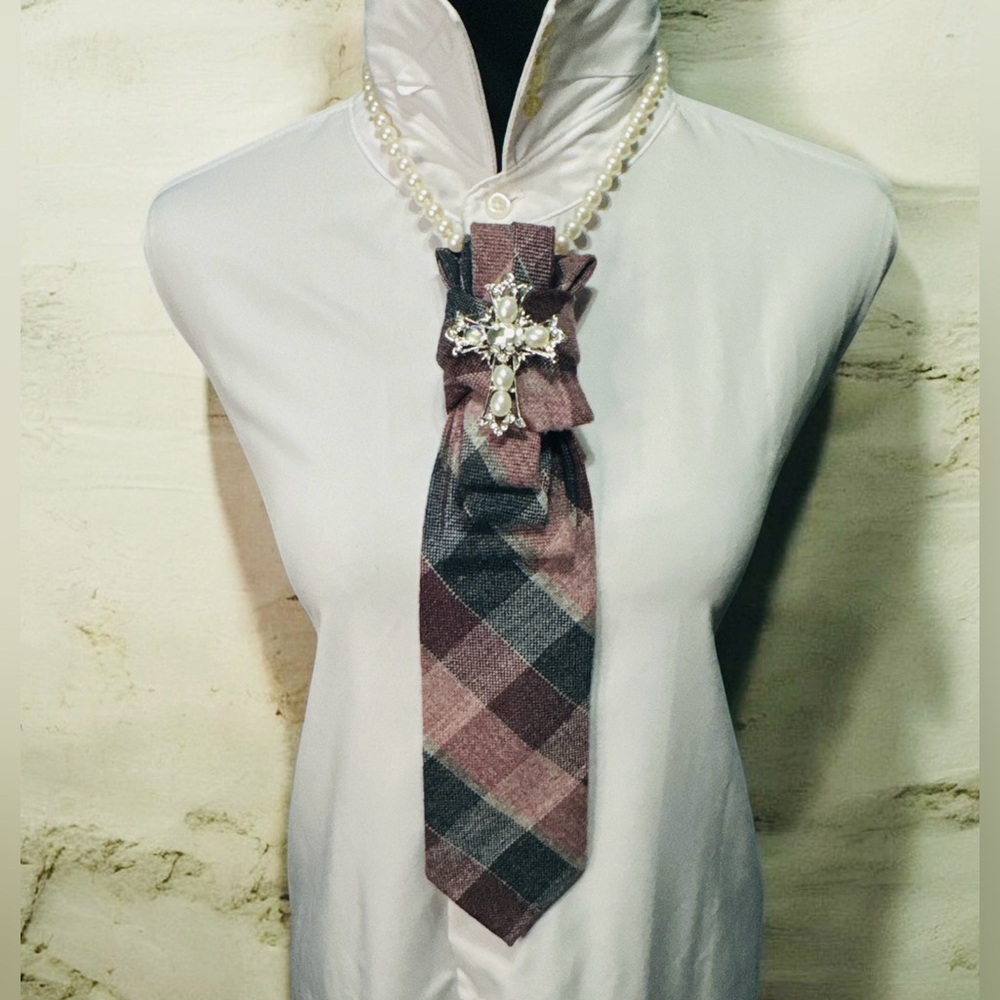 Chic Pink and Gray Plaid Necktie with Silver Cross Brooch